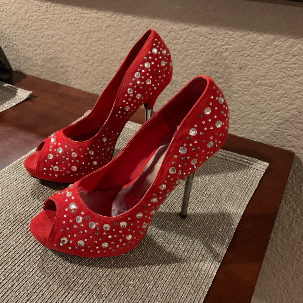 Red sequence heels